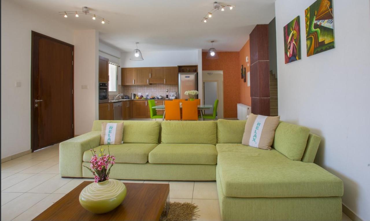 Soothing Sunset Villa With Private Pool, 200M From The Beach Perivolia Bagian luar foto
